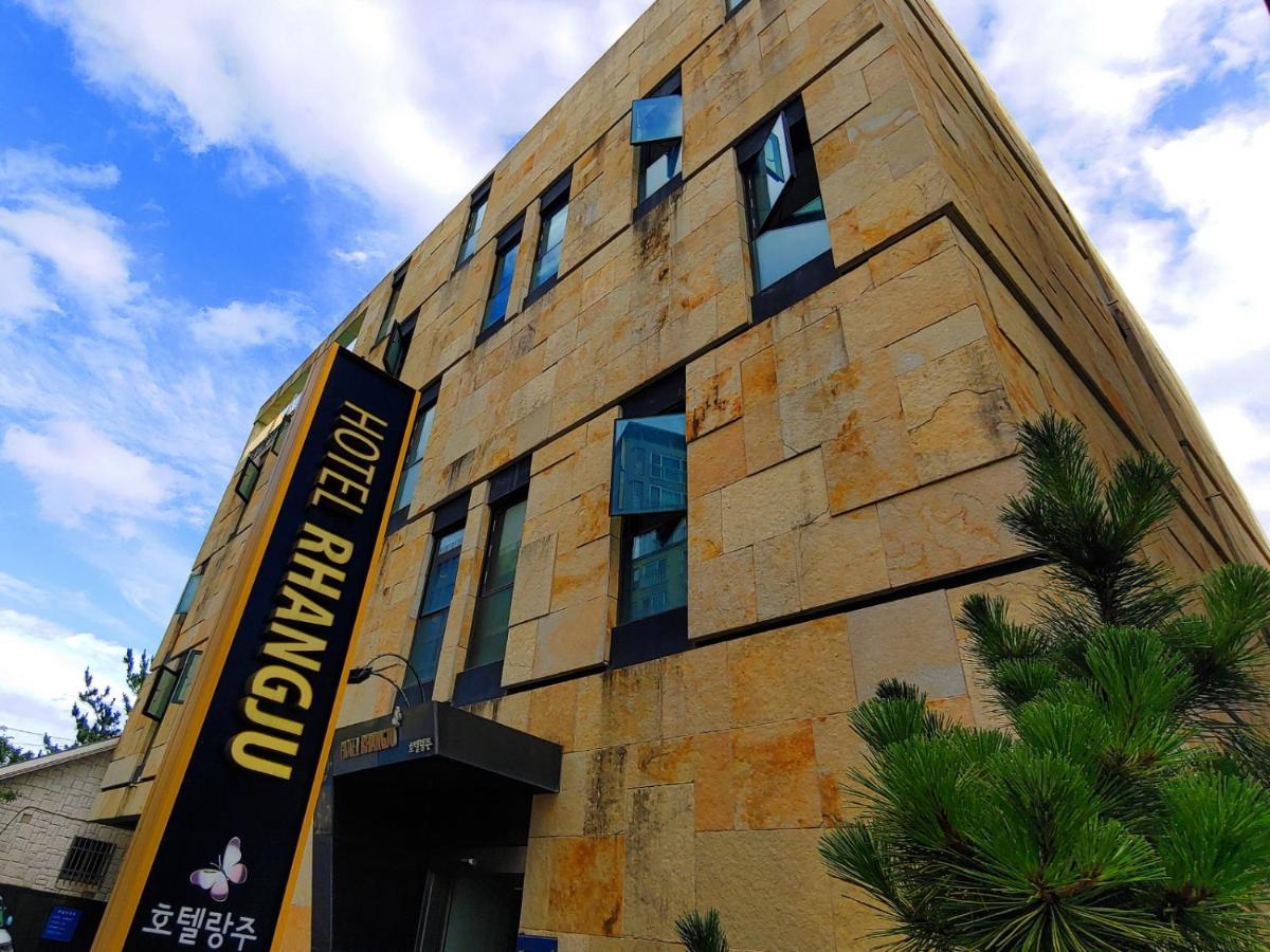 סאוגוויפו Hotel Rhangju מראה חיצוני תמונה