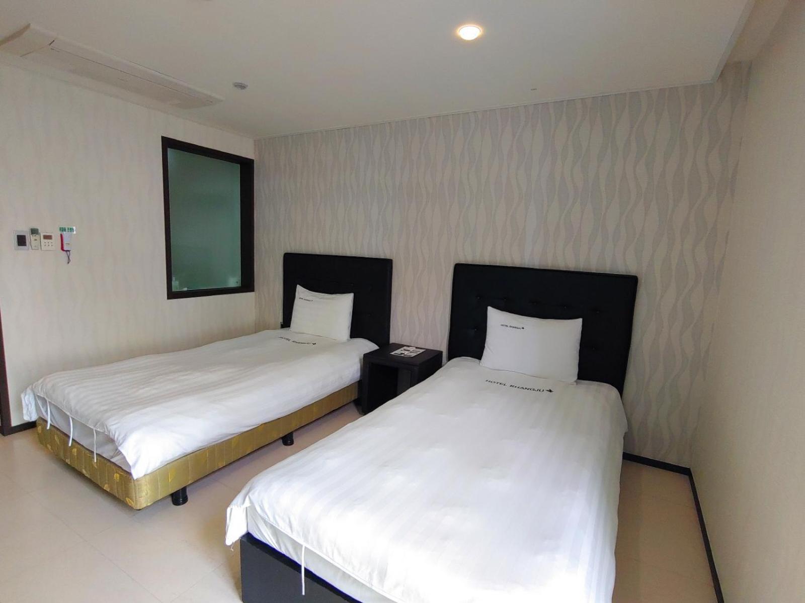 סאוגוויפו Hotel Rhangju מראה חיצוני תמונה