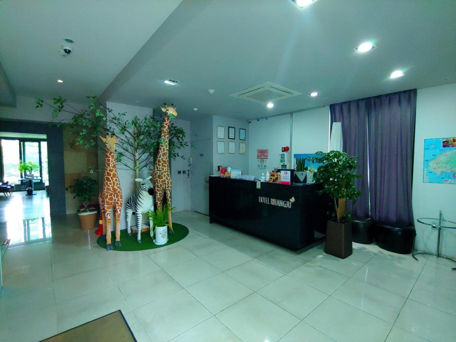 סאוגוויפו Hotel Rhangju מראה חיצוני תמונה